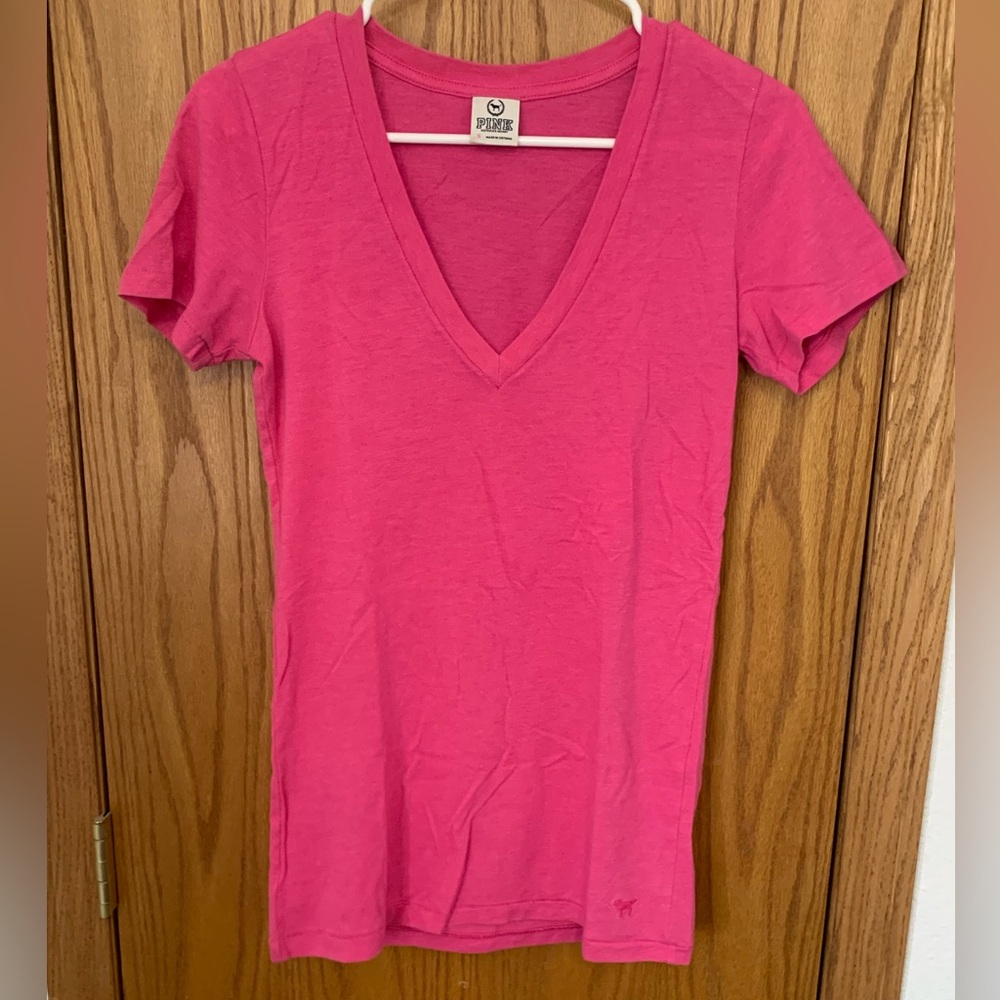 Victoria’s Secret pink v neck. Size small